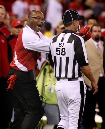 Mike Singletary editorial stock photo. Image of national - 74623663