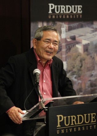 Negishi talks after winning Nobel Prize for Chemistry in West Lafayette, Indiana, United States - 06 Oct 2010