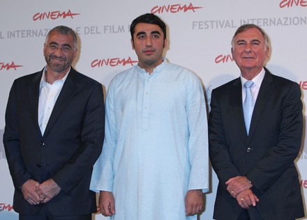 Duane Baughman (L), Bilawal Bhutto Zardari (C) and Mark Siegel arrive at a photocall for the film "Bhutto" during the 5th Rome International Film Festival in Rome on October 30, 2010.