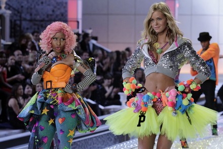 Nicki Minaj Performs Victorias Secret Fashion Editorial Stock Photo