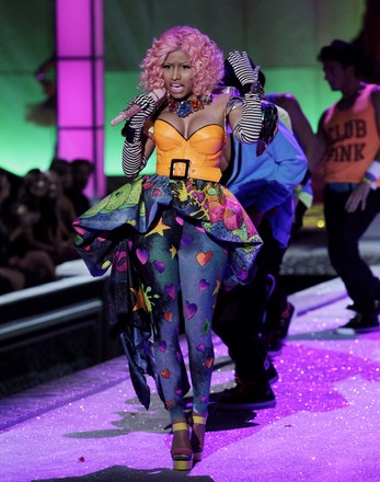 Nicki Minaj Performs Victorias Secret Fashion Editorial Stock Photo