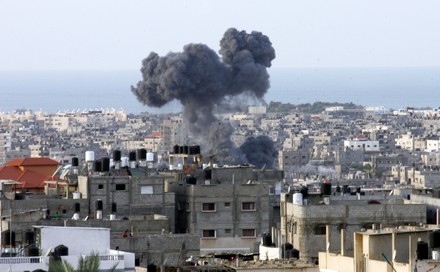Missiles Continue in Gaza - 16 Nov 2012
