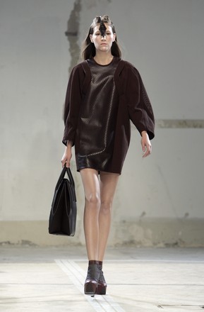 Hexa Spring Model Takes Catwalk During Hexas Springsummer Editorial Stock Photo ...