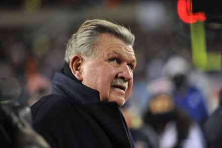 Mike Ditka editorial stock image. Image of slide, bears - 108680984