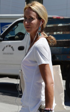 Exclusive - Lady Victoria Hervey seen listening to her headphones, Beverly Hills, California, USA - 27 Aug 2021