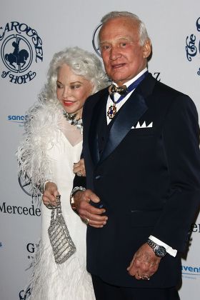 2010 Carousel of Hope Ball, Benefiting the  Barbara Davis Center for Childhood Diabetes, Los Angeles, America - 23 Oct 2010