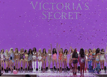 Victoria's Secret Show, New York, United States - 10 Nov 2015