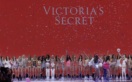 Victoria's Secret Show, New York, United States - 11 Nov 2015