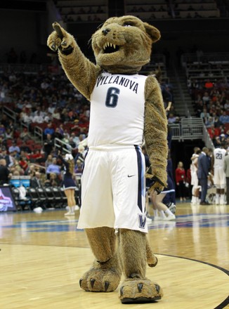 Villanova Universitys Mascot Works Crowd Against Editorial Stock Photo ...