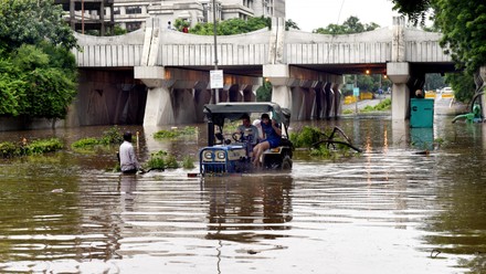 Heavy Rains Lashes Parts Of Delhi-NCR Causing Waterlogging And Traffic ...