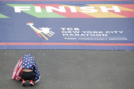 American Shalane Flanagan wins the women's NYC Marathon, New York, United States - 05 Nov 2017