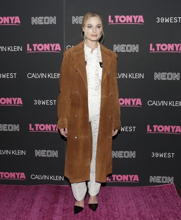 Margot Robbie arrives at the 'I, Tonya' New York Premiere, United States - 28 Nov 2017