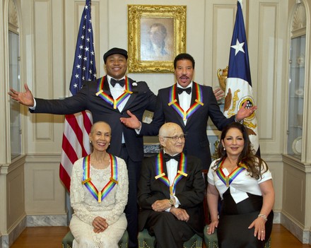 2017 Kennedy Center Honors Formal Group Photo, Washington, District of Columbia, United States - 03 Dec 2017