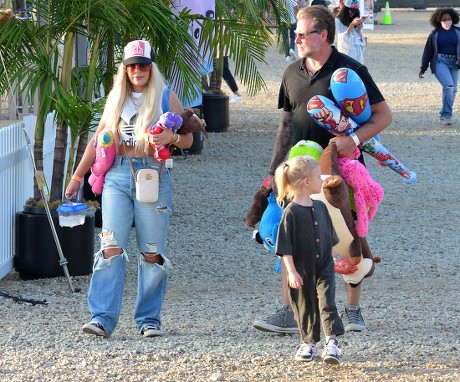 Tori Spelling and Dean McDermott at the Malibu Chili Cook-off Labor Day Carnival, Los Angeles, California, USA - 06 Sep 2021