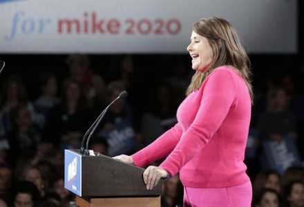 Mike Bloomberg 2020 kickoff event to launch "Women for Mike", New York, United States - 15 Jan 2020
