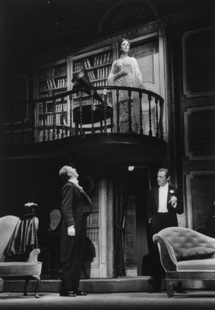 Rex Harrison;Julie Andrews;Robert Coote
