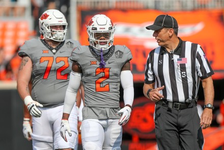 Oklahoma State offensive lineman Josh Sills (72) and Oklahoma