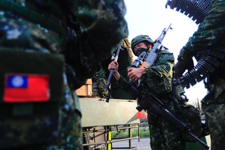 Taiwanese Soldiers Seen Holding Grenade Launchers Editorial Stock Photo ...