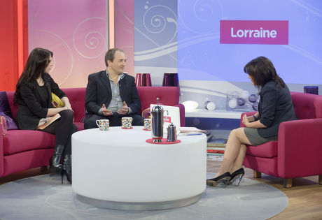 'Lorraine Live' TV Programme, London, Britain. - 16 Nov 2010