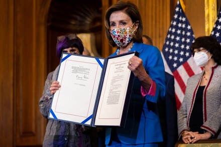 Pelosi Signing CR, Capitol Hill, Washington, USA - 30 Sep 2021 Stock ...