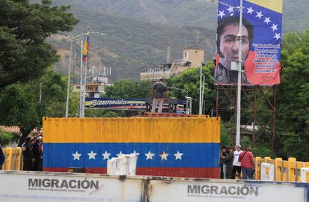 Venezuela to open its border with Colombia, San Antonio Del Tachira - 04 Oct 2021