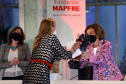 Emeritus Queen Sofia chairs Mapfre Foundation Social Award ceremony, Madrid, Spain - 06 Oct 2021