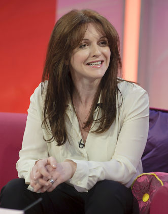 'Lorraine Live' TV Programme, London, Britain - 24 Nov 2010 Stock ...