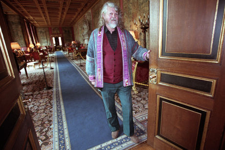 The Marquess of Bath at his home Longleat House, Britain - 02 Mar 1999