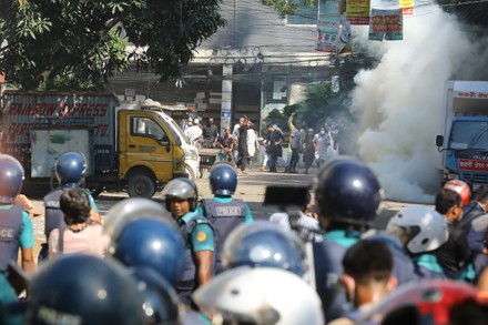 500 Hindu muslim riots Stock Pictures, Editorial Images and Stock ...