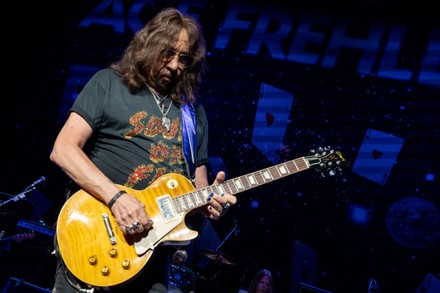 Ace Frehley Editorial Stock Photo Stock Image Shutterstock