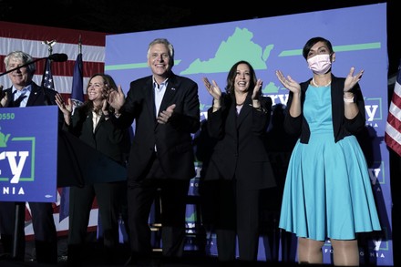 Vice President Harris Campaigns for Terry McAuliffe in Virginia, Dumfries, Virginia, USA - 21 Oct 2021