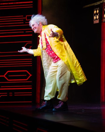 'Back to The Future' curtain call, Adelphi Theatre, The Strand, London, UK - 21 Oct 2021