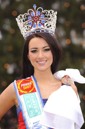 Amy Carrier is crowned Miss Great Britain, Trafalgar Square, London, Britain - 06 Dec 2010