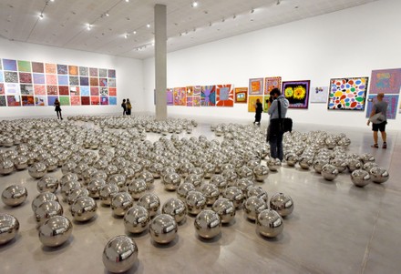 Journalists Look At The Exhibition 'Yayoi Kusama: A Retrospective' In Tel Aviv, Israel - 31 Oct 2021