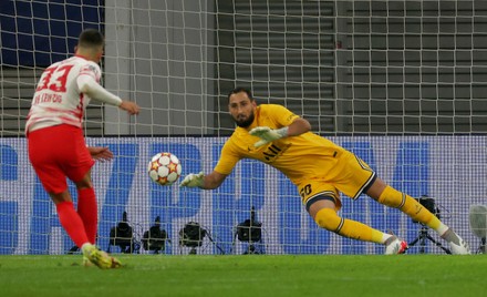 RB Leipzig Vs Paris Saint-Germain, Germany - 03 Nov 2021 Stock Pictures ...