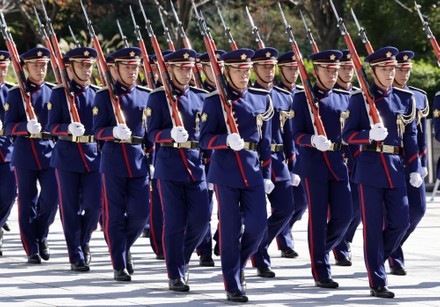 500 Japanese guards Stock Pictures, Editorial Images and Stock Photos ...