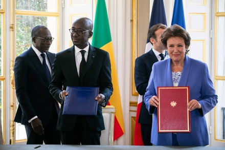 Signing of the deed of transfer of ownership of 26 works of the royal treasures of Abomey to the Republic of Benin, Paris, France - 09 Nov 2021