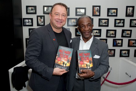 Tony Kent releases 4th book in the Killer Intent series, 'No Way To Die' at Goldsboro Book Store, London, UK - 18 Nov 2021