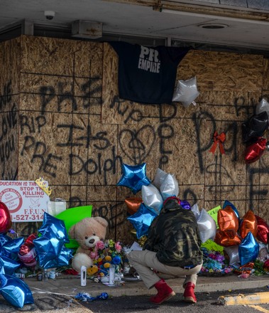 Memorial for rapper Young Dolph outside of Makeda's Cookies, Memphis, Tennessee, USA - 21 Nov 2021