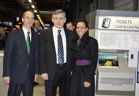Pm Gordon Bown With Transport Minister Lord Andrew Adonis And Dame Kelly Holmes After Whom This Train Is Named First Javelin Train In Regular Service Arrives At St. Pancras Pictures By Glenn Copus