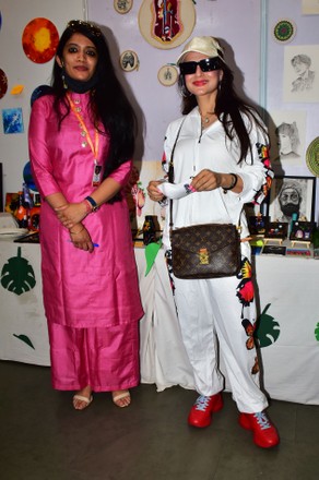 Actress Amisha Patel At Zicon Art Expo In Nagpur, India - 26 Nov 2021
