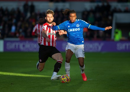 Alex Iwobi Everton Holds Off Charlie Editorial Stock Photo - Stock ...