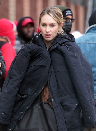 Netflix's 'Charlie in the Pandemic' on set filming, New York, USA - 29 Nov 2021