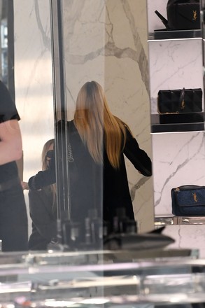 Exclusive - Kate Moss shopping in Mayfair, London, UK - 14 Dec 2021