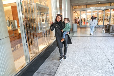 Exclusive - 'Shahs of Sunset' star Golnesa Gharachedaghi and son Elijah go Christmas shopping, Los Angels, California, USA - 17 Dec 2021