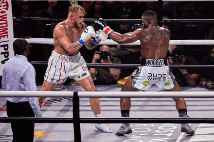Jake Paul v Tyron Woodley in a boxing rematch, Amalie Arena, Tampa, Florida, USA - 19 Dec 2021