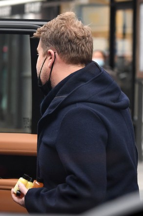 Exclusive - James Corden and wife Julia Carey at The Good Life cafe, North London, UK - 21 Dec 2021