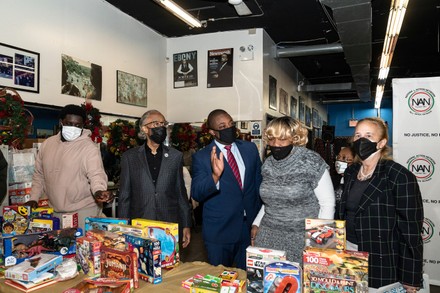 Lieutenant Governor Brian Benjamin Participates in NAN Toys Distribution, New York, United States - 24 Dec 2021
