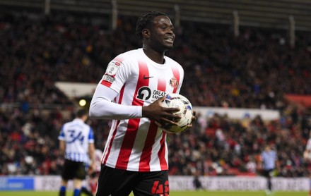 sunderland v sheffield wednesday Stock Photos (Exclusive) | Shutterstock