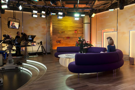'Daybreak' TV Programme, London, Britain. - 04 Jan 2011